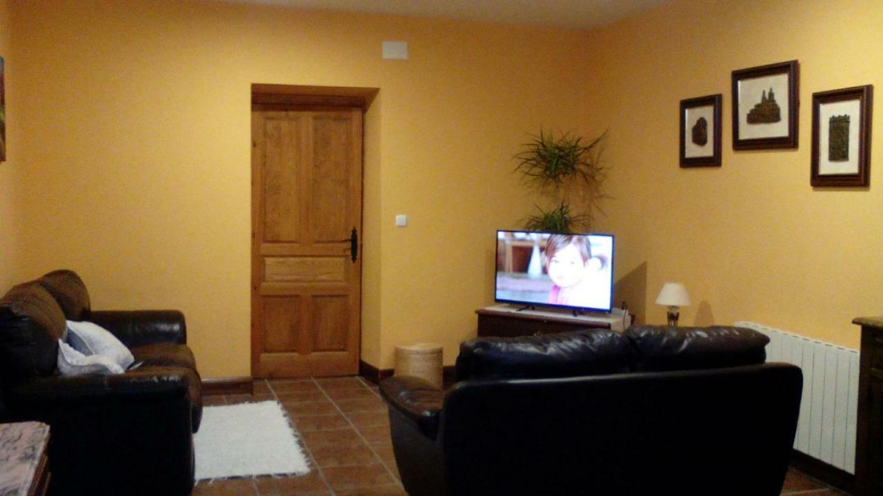 El Condado Casa Rural Fuentes de Onoro Eksteriør billede